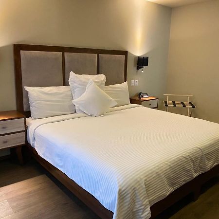 莱尔马205套房公寓式酒店 墨西哥城 外观 照片